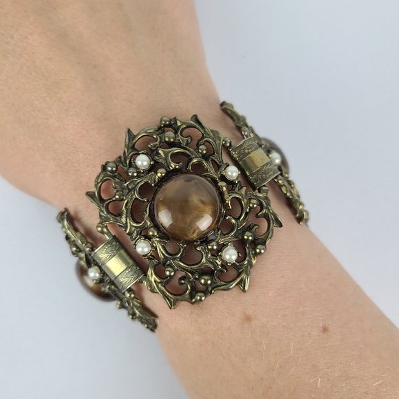 Vintage Bronze Tone Statement Link Bracelet - Picture 1 of 6